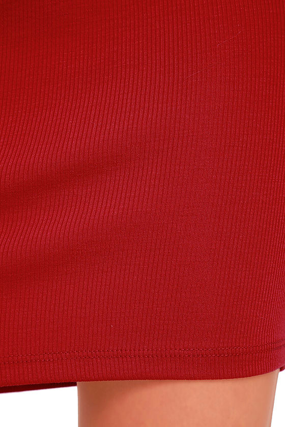 4610038 Red Chest Decollette Dress