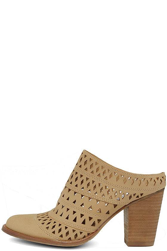 steve madden tan mule