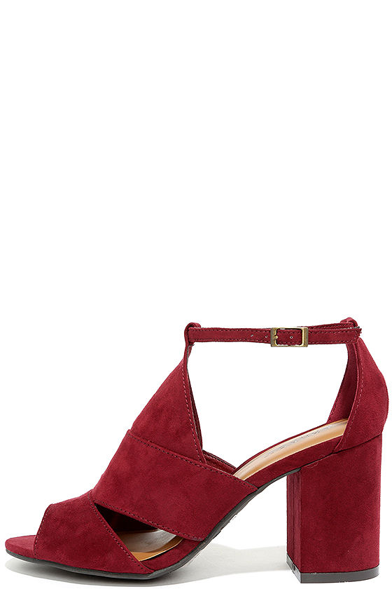 burgundy round toe heels