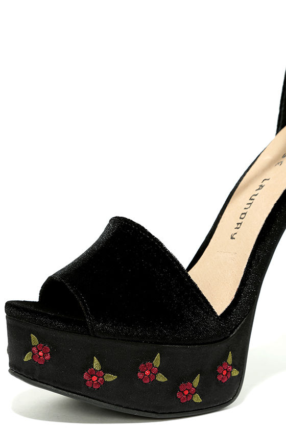 chinese laundry velvet heels
