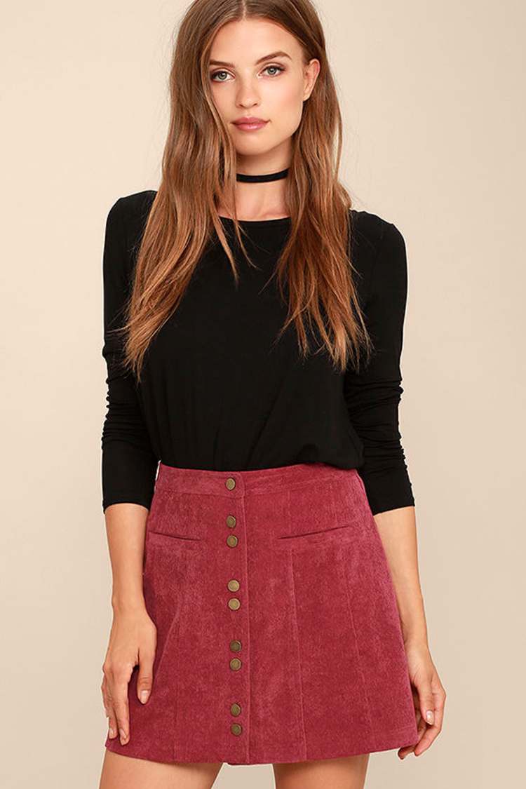 Actualizar 63+ imagen wine colored skirt outfit Abzlocal.mx