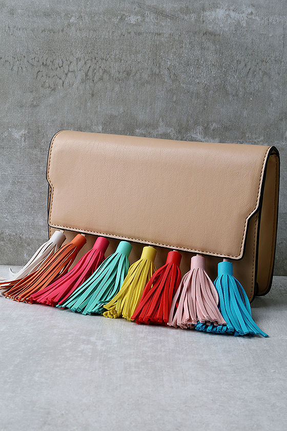 Sneak Preview Beige Tassel Purse 1