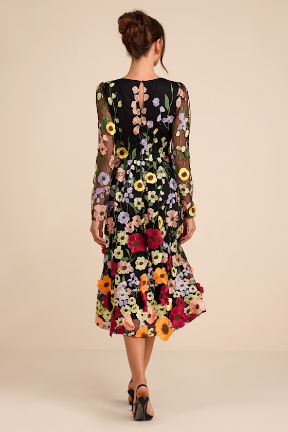 Impressive Blossom Black 3D Floral Embroidered Midi Dress - thumbnail 4
