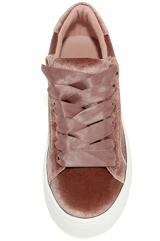 steve madden bertie v