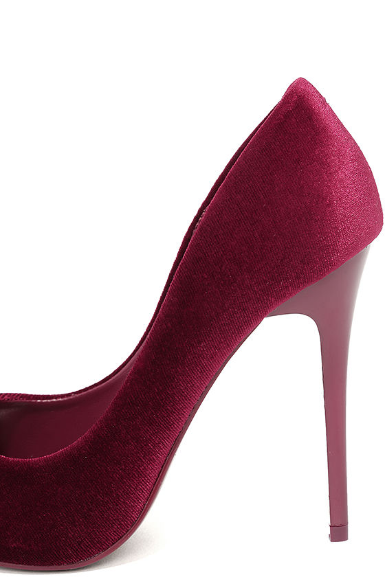 velvet pointed heels