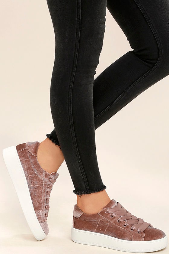 Steve Madden Bertie-V Blush Velvet Sneakers 2