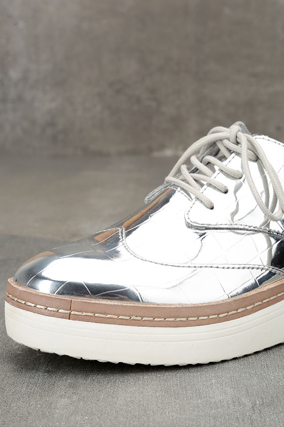 steve madden platform boots brown