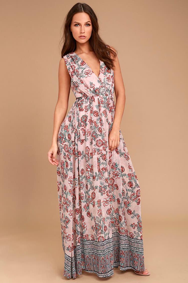 chinese dress ladies Amazon.com: Floral Maxi Dresses for Women Sleeveless V Neck Tiered Dress A  Line Long Flowy Boho Summer Beach Wedding Guest Dresses Casual Floor Length  Formal Elegant Fancy Flower Dresses Sundress Maternity Dress :