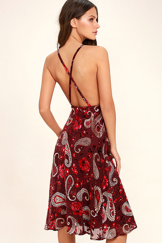 Unforgettable Encounter Burgundy Velvet Print Midi Dress 1