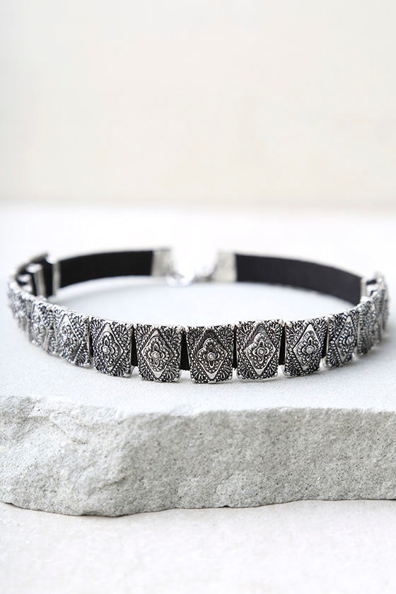 Temple of Temptation Silver and Black Choker