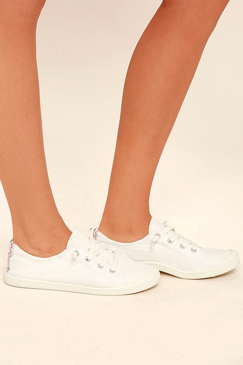 casual shoe madden girl bailey sneaker