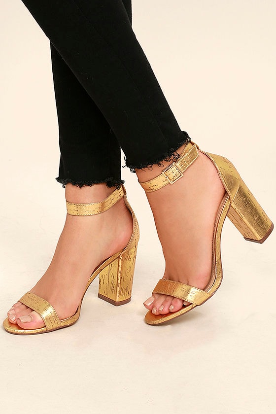 KBODIU Women's Strappy Heels, Metal Chain Heeled Sandals Candy Colored  Pointed Sandals Fashion 11 cm High Stiletto Pump, Bright Slingback Stiletto  Sandals Black 43 - Walmart.com