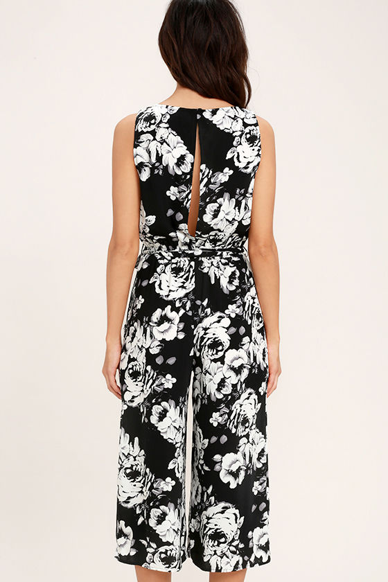 Chic Black and White Jumpsuit Floral Print Jumpsuit Midi Jumpsuit