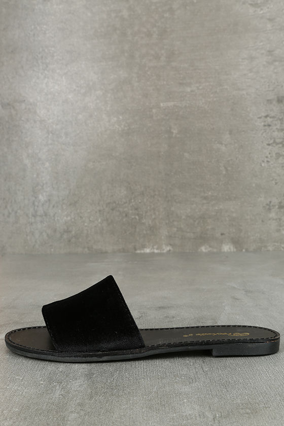 Taren Black Velvet Slide Sandals