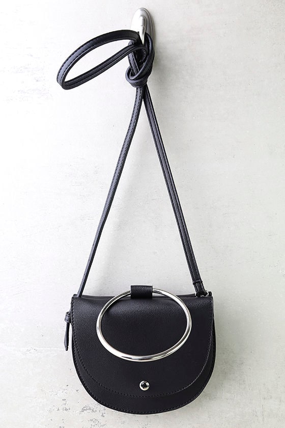Ring-a-Ding-Ding Black Handbag 2