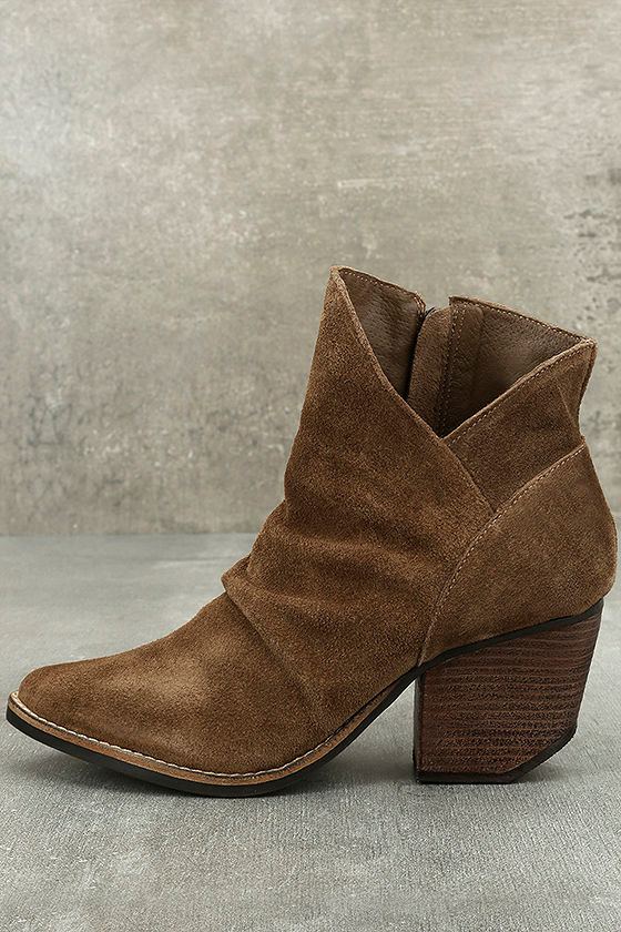 Amuse Society x Matisse Society Taupe Suede Leather Ankle Boots 1