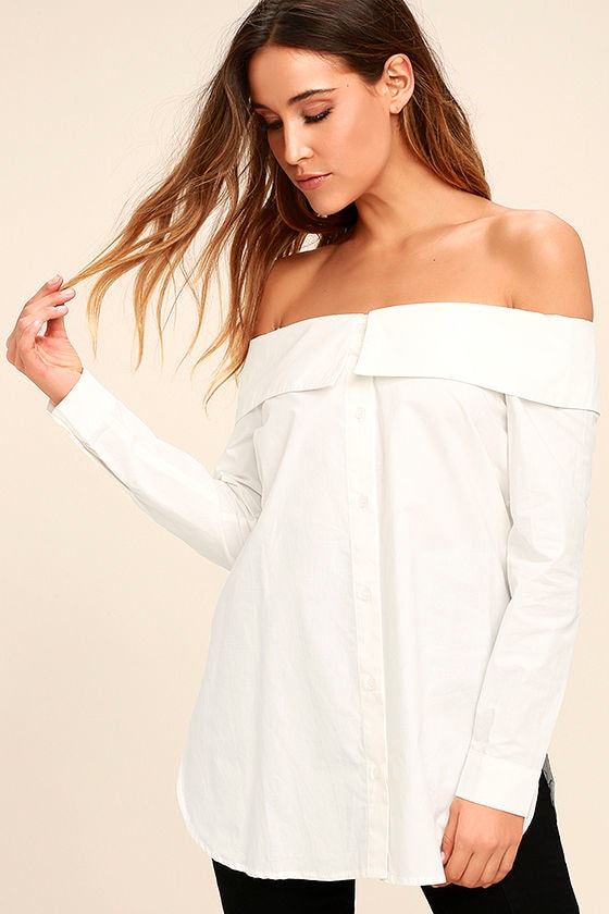 Chelsea Off-White Off-the-Shoulder Long Sleeve Top