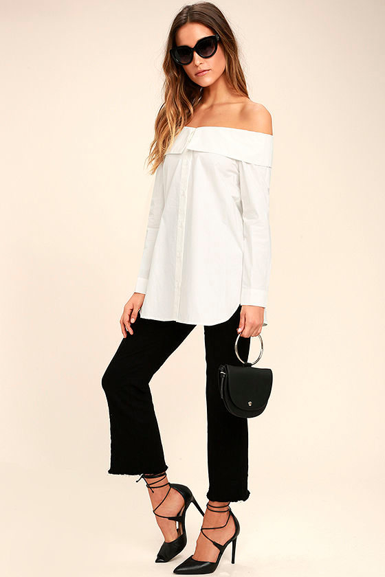 Chelsea Off-White Off-the-Shoulder Long Sleeve Top 2
