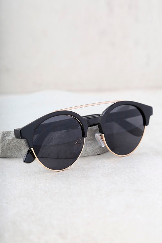 Neat Black Sunglasses