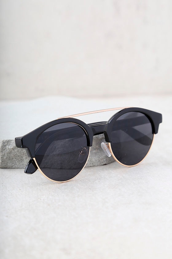 Neat Black Sunglasses 2
