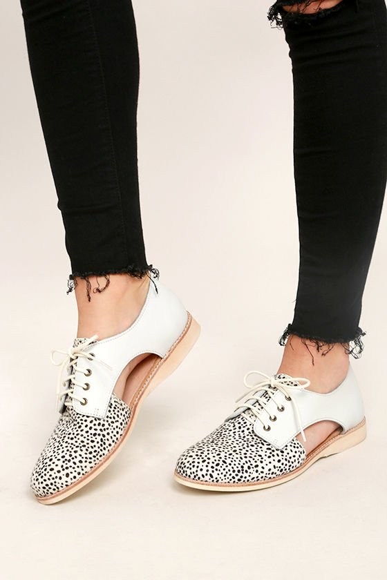 rollie snow leopard boots