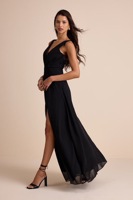 Simply Immaculate Black Backless Maxi Dress 5