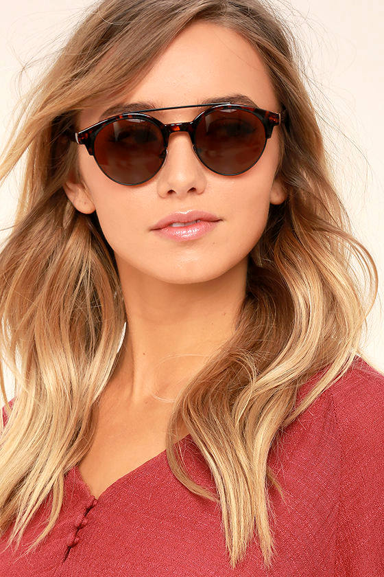 Fun Tortoise Sunglasses Brown Sunglasses 17.00 Lulus