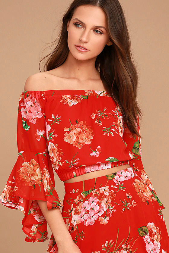 Naturally Charming Red Floral Print Off-the-Shoulder Crop Top