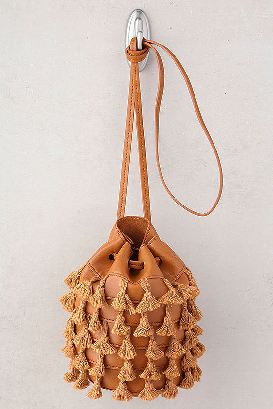 Holbox Tan Fringe Bucket Bag 1