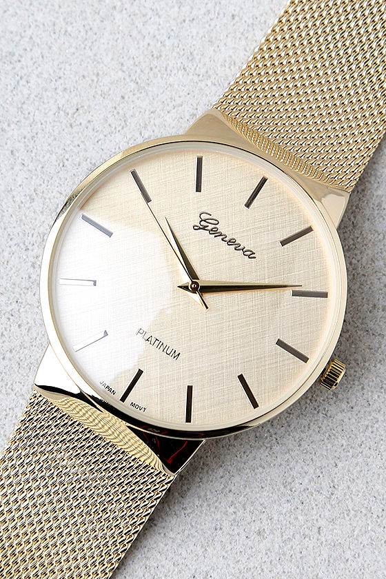 Time to Trend Gold Watch 1
