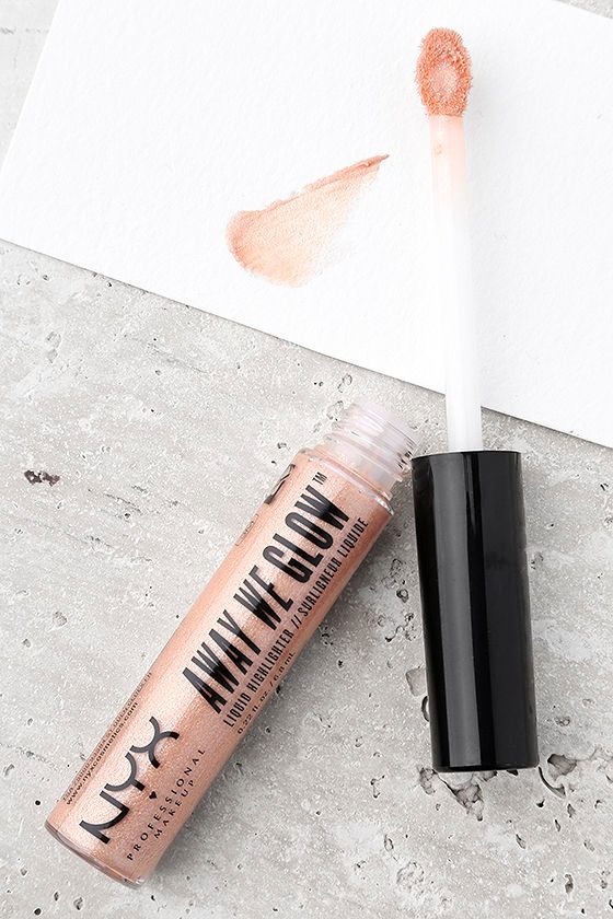 NYX Moonbeam Rose Gold Away We Glow Liquid Highligher 1