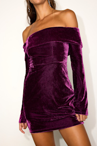 Alluring Glam Plum Velvet Off-the-Shoulder Mini Dress 2