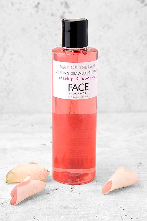 Face Stockholm Purifying Seaweed Cleanser 1