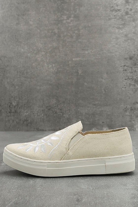 Seychelles Sunshine Natural Canvas Embroidered Slip-On Sneakers 2