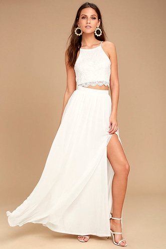 Casual Wedding Dresses Wedding Reception Looks And Bridesmaid