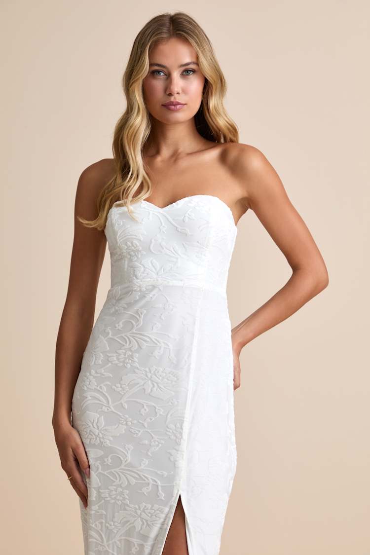knee length dresses for ladies Velvet Long Sleeve Maxi Dress in Ivory