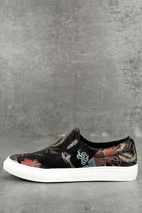 Trendy Black Embroidered Sneakers 