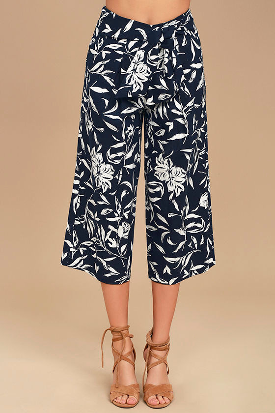 J.O.A. Maylee Navy Blue Floral Print Culottes 2