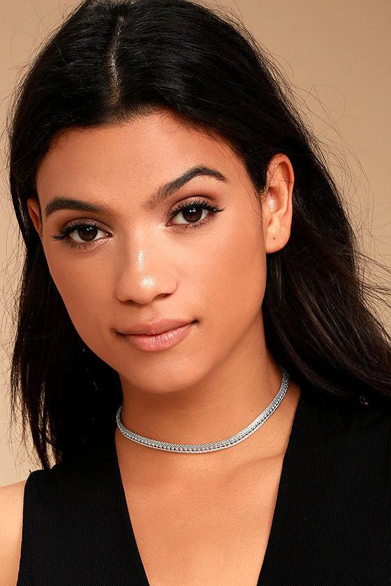 I'm Smitten Silver Choker Necklace 1