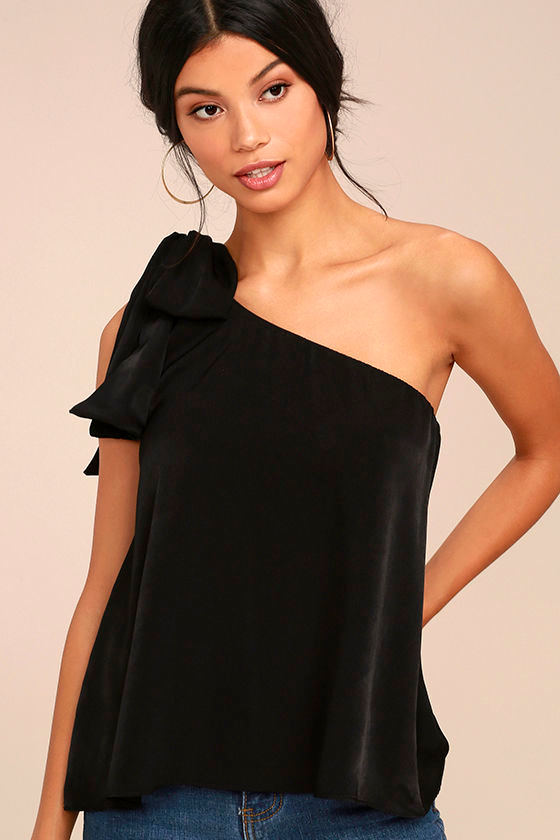Chic Black Top Black OneShoulder Top Tying OneShoulder Top 42