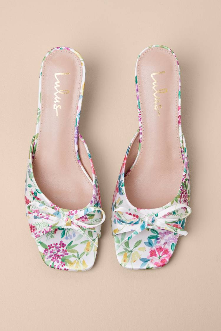 Cute Dresses, Tops, Shoes & Clothing for Women