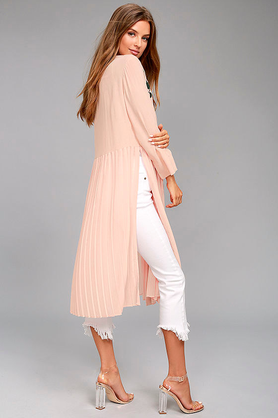 Introspective Peach Embroidered Kimono Top 2
