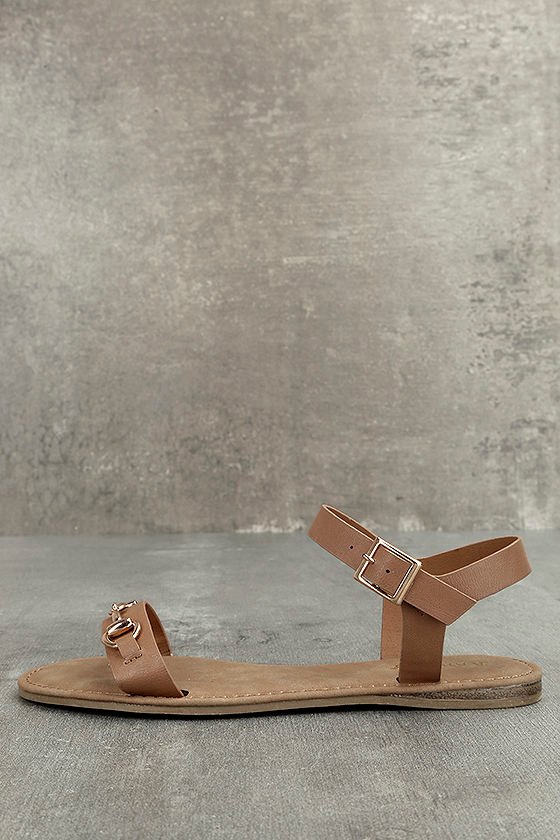 natural flat sandals