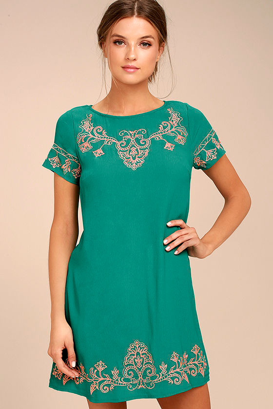 tale to tell blue and ivory embroidered shift dress
