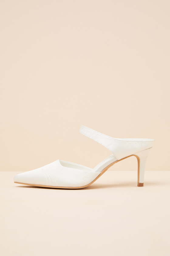 Kalinda Ivory Satin Jacquard Mule Pumps 1