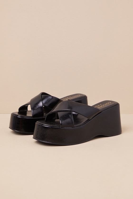 Monterey Black Platform Slide Sandals 1
