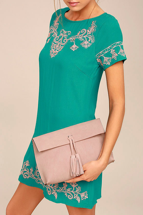 Gabi Blush Tassel Clutch 3