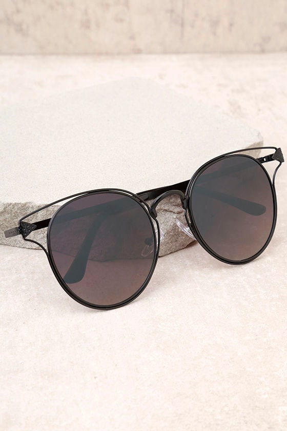 Good Golly Black Sunglasses 2