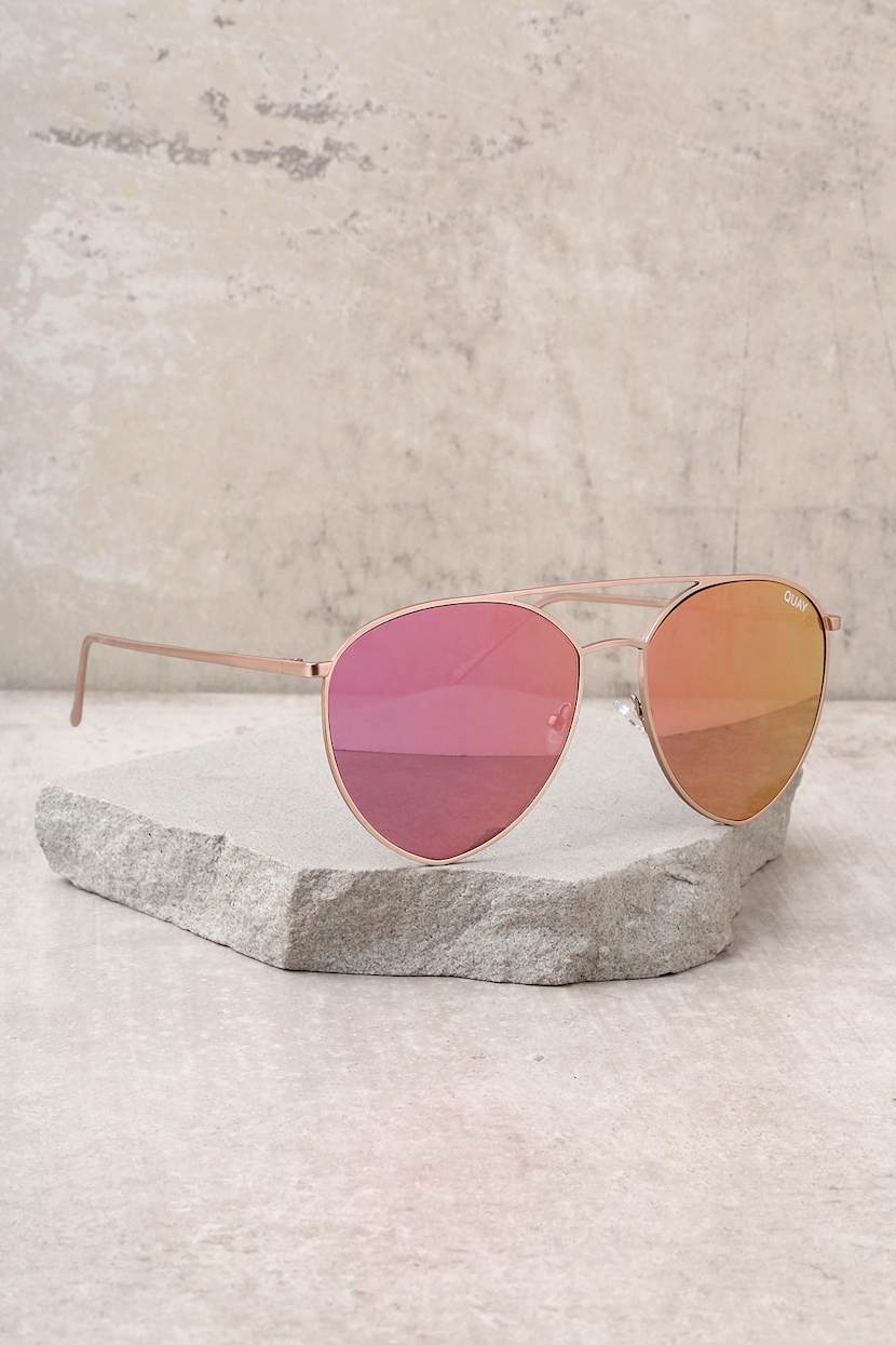 Quay Indio Sunglasses - Pink Mirrored Sunglasses - Gold  display picture 1