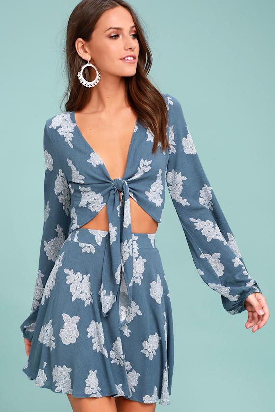 Filled with Wonder Denim Blue Floral Print Crop Top 2